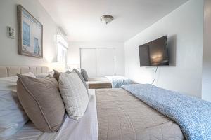 Fotografie z fotogalerie ubytování Seaside Serenity 1-BR Apt with peek-a-boo sound views v destinaci Seattle