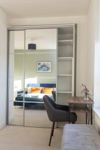 Gallery image of Modern, comfy 2 bedroom apartment in Hatfield, town centre, perfect for contractors, free parking in Hatfield