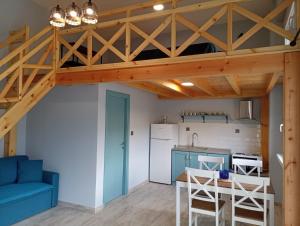 Kuchyň nebo kuchyňský kout v ubytování Xristos apartment and maisonettes