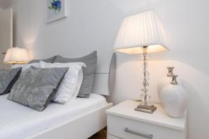 Φωτογραφία από το άλμπουμ του Elegance Duplexes by Monte Aria στο Χέρτσεγκ Νόβι