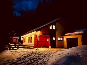 Byggingin sem fjallaskálinn er í
