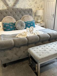 Ένα ή περισσότερα κρεβάτια σε δωμάτιο στο The Swan Inn Salisbury