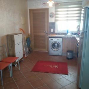 Kuchyň nebo kuchyňský kout v ubytování MIRADOR GOLF 2 Apt B15