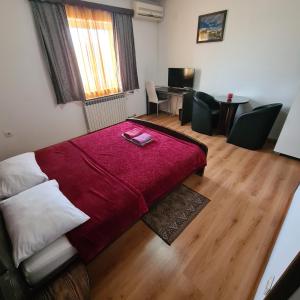 Posteľ alebo postele v izbe v ubytovaní Guesthouse Kod mosta