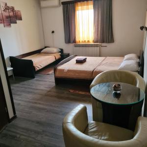 Posteľ alebo postele v izbe v ubytovaní Guesthouse Kod mosta