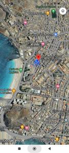 Vista generica su Mindelo o vista sulla città dall'interno della stanza in casa privata