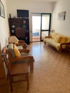 Et opholdsområde på Apartamento Mira Rocha