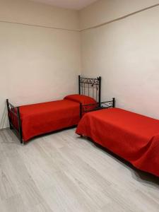 Een bed of bedden in een kamer bij Scala Paradiso ~ B&B Molfetta