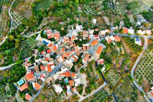 A bird's-eye view of Dotira