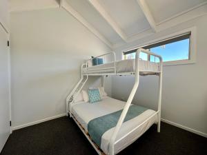 Imagen de la galería de Sunrise Villas by Charlesworth, en Scotts Head