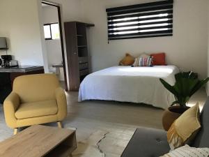 Postel nebo postele na pokoji v ubytování Villa Constantino + 37 fotografií