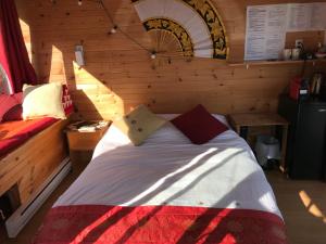 Postel nebo postele na pokoji v ubytování Le gîte du Lac à la Tortue
