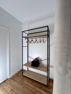 a black bunk bed in a room at T2 Pyrénéen in Pierrefitte-Nestalas