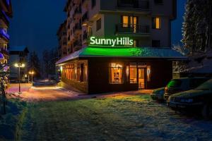 Budova, kde se apartmán nachází + 8 fotografií