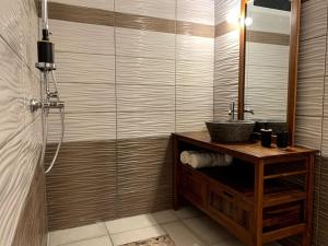 Afbeelding uit fotogalerij van Villa Anse Maurice et SPA in Petit-Canal +30 foto's