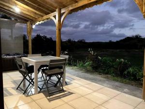 Balkón nebo terasa v ubytování Villa Anse Maurice et SPA