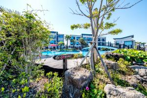 Bazén v ubytování Mulddeule Shimpang Resort nebo v jeho okolí