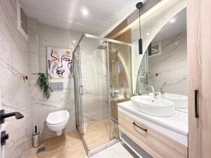 Ванна кімната в Akdenizin incisi Mersin