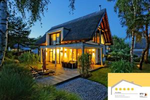 卡尔斯哈根Lotsenstieg 05的灯光照亮的房子的 ⁇ 染