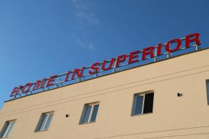 Φωτογραφία από το άλμπουμ του home in superior如家 σε Surčin