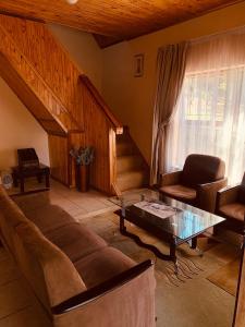 Afbeelding uit fotogalerij van Khutsong Lodge in Makhalanyane +88 foto's