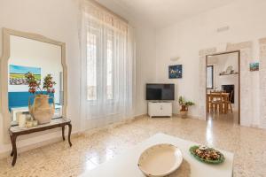 Μια τηλεόραση ή/και κέντρο ψυχαγωγίας στο Masseria Sierri by Perle di Puglia