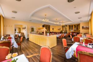 Restoran või mõni muu söögikoht majutusasutuses Akzent Hotel Berlin