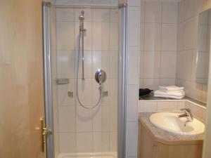Kúpeľňa v ubytovaní Apartment Georg by Interhome