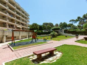 Vonkajšia záhrada v ubytovaní Apartment Catalunya by Interhome