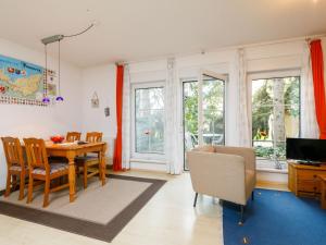 TV a/nebo společenská místnost v ubytování Apartment Moeller-1 by Interhome + 13 fotografií