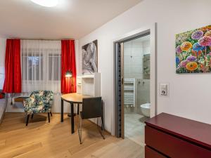 Φωτογραφία από το άλμπουμ του Apartment Adlerblick alpe maritima Ski & See - 22 by Interhome σε Annenheim +27 φωτογραφίες