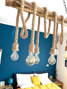 Katil atau katil-katil dalam bilik di Pine Art house - relax creativo