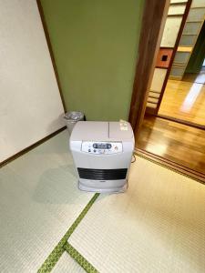 Foto dalla galleria di 鉄道と山の見える家 a Yufu