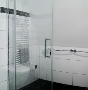 Koupelna v ubytování Resort Bobrovník + 37 fotografií
