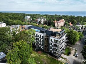 una vista aerea di un edificio in una città di Apartamenty Świnoujście - Seaside Garden a Świnoujście
