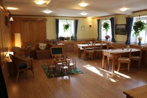 Posedenie v ubytovaní Apartmán-Hotel Jítravský Dvorec