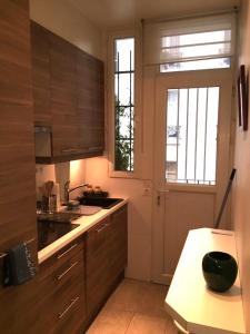 Appartement 2 pieces a PARIS Ecole Militaire Champ de Mars Tour Eiffel