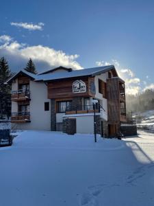 Appart Hôtel Le JAS v zimě
