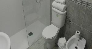 Koupelna v ubytování Hostal Al-Andalus