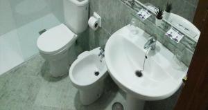 Koupelna v ubytování Hostal Al-Andalus