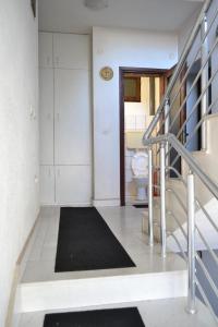 Postel nebo postele na pokoji v ubytování Apartment in Prilep + 37 fotografií