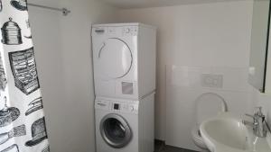 Fotografie z fotogalerie ubytování London Apartments v destinaci Rheineck + 6 fotografií