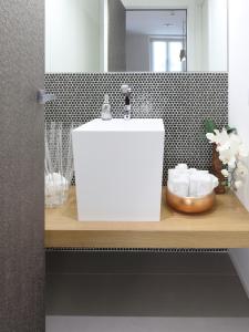 Fotografie z fotogalerie ubytování Eleìra Luxury Accomodations v destinaci Barolo