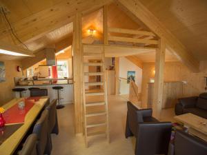 Kuchyň nebo kuchyňský kout v ubytování Chalet Klippitztörl 341 by Interhome