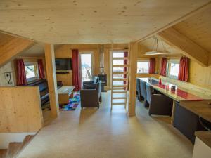 Kuchyň nebo kuchyňský kout v ubytování Chalet Klippitztörl 341 by Interhome