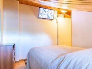 Postel nebo postele na pokoji v ubytování Holiday Home Soidinaukia a 3 by Interhome + 5 fotografií