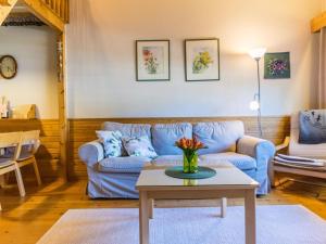 Χώρος καθιστικού στο Holiday Home Teerenpesue g 60 by Interhome