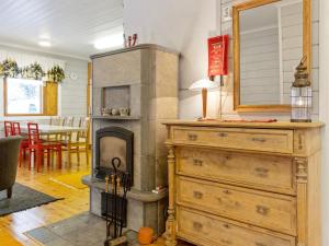 Posezení v ubytování Holiday Home Käpälämäki by Interhome