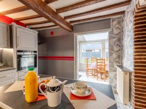 Η κουζίνα ή μικρή κουζίνα στο Holiday Home Chez Lulu-2 by Interhome +20 φωτογραφίες
