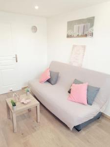 Photo de la galerie de l'établissement We Love Paris 5'RER C Paris Orly 15 min, à Savigny-sur-Orge